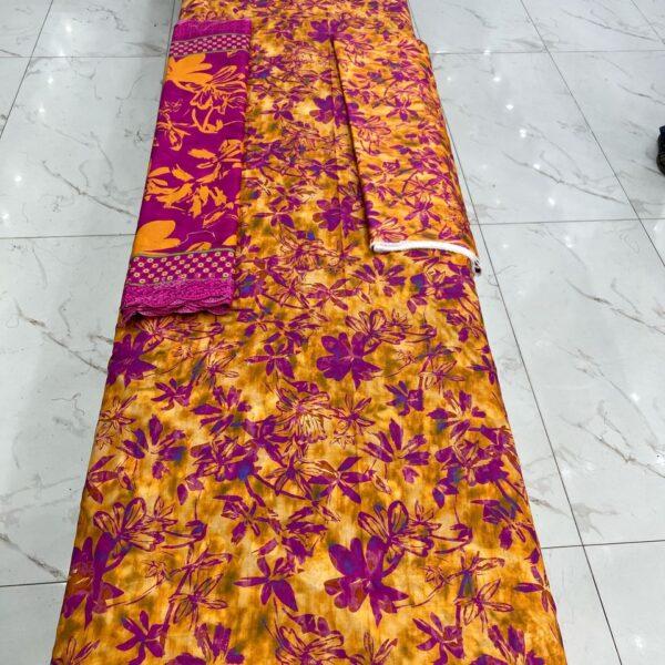 Bareeze Lawn Summer Collection 2025 Allover Digital Printed Lawn 3 Piece Suit Women Collection Design No 8