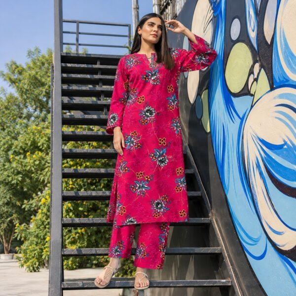 Safa Marwa Brand Tarkashi Linen 2PC - Winter Collection Design No. 18