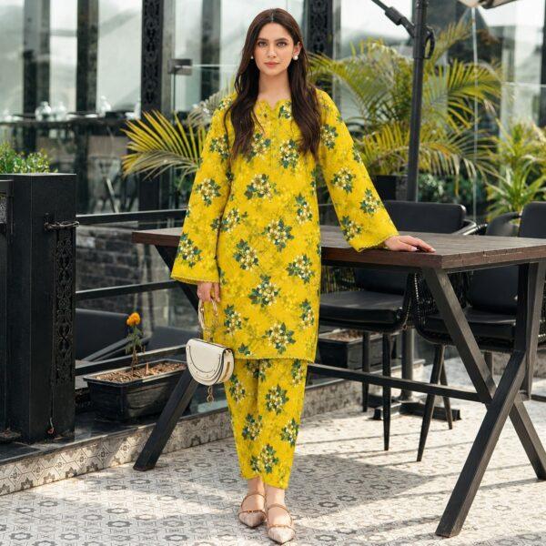 Safa Marwa Brand Tarkashi Linen 2PC - Winter Collection Design No. 10