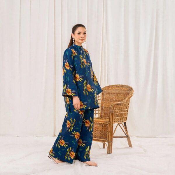 Safa Marwa Brand Tarkashi Linen 2PC - Winter Collection Design No. 02