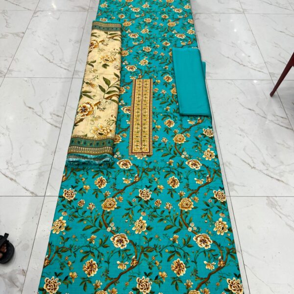 Safa Marwa Original Brand Winter Collection Bana Dora Tarkashi Linen 3 Piece Suit Women Dresses Design No 7