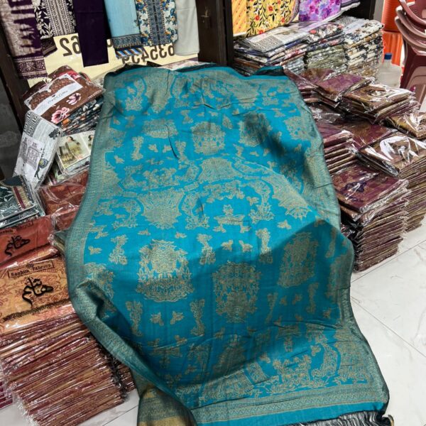 Maria B Jacquard Banarasi Winter Shawls - Women Wear Design No 4